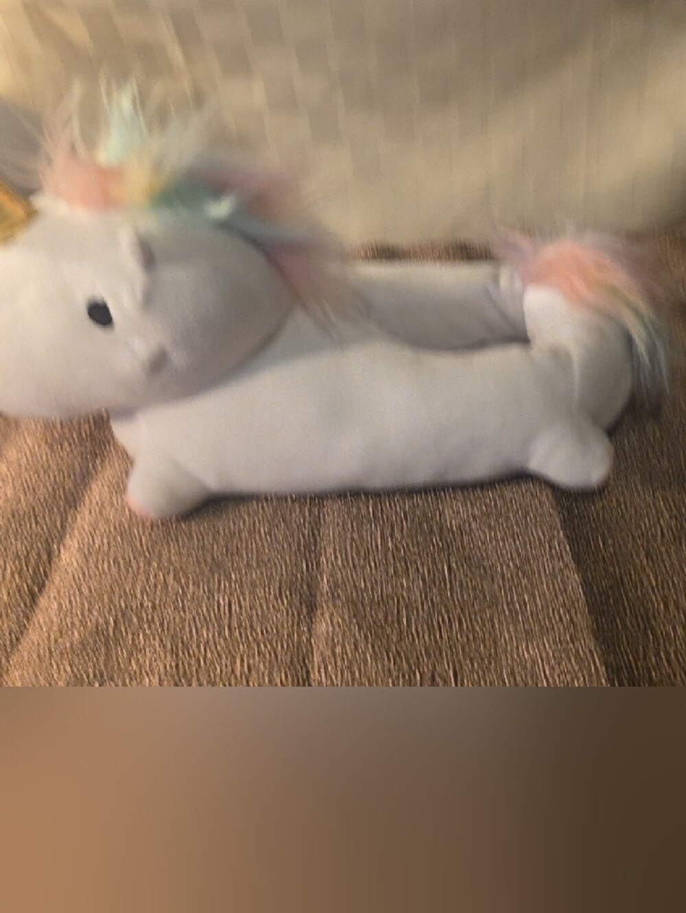 Smoko Light Up Unicorn Women's Plush Slippers - Picture 8 of 13